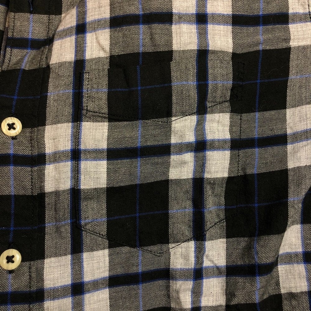 American Eagle Blue & Grey Plaid Button Down Shirt - Picture 3 of 5